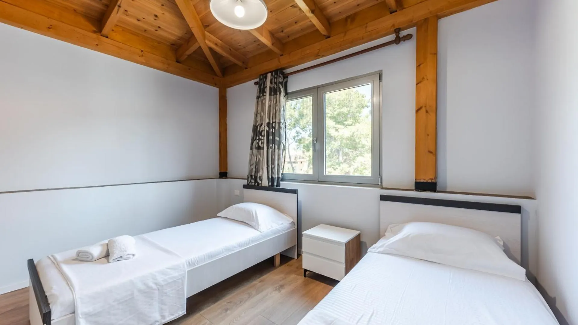 Beni'S Villa Apartments By Ps 格勒姆 0*,